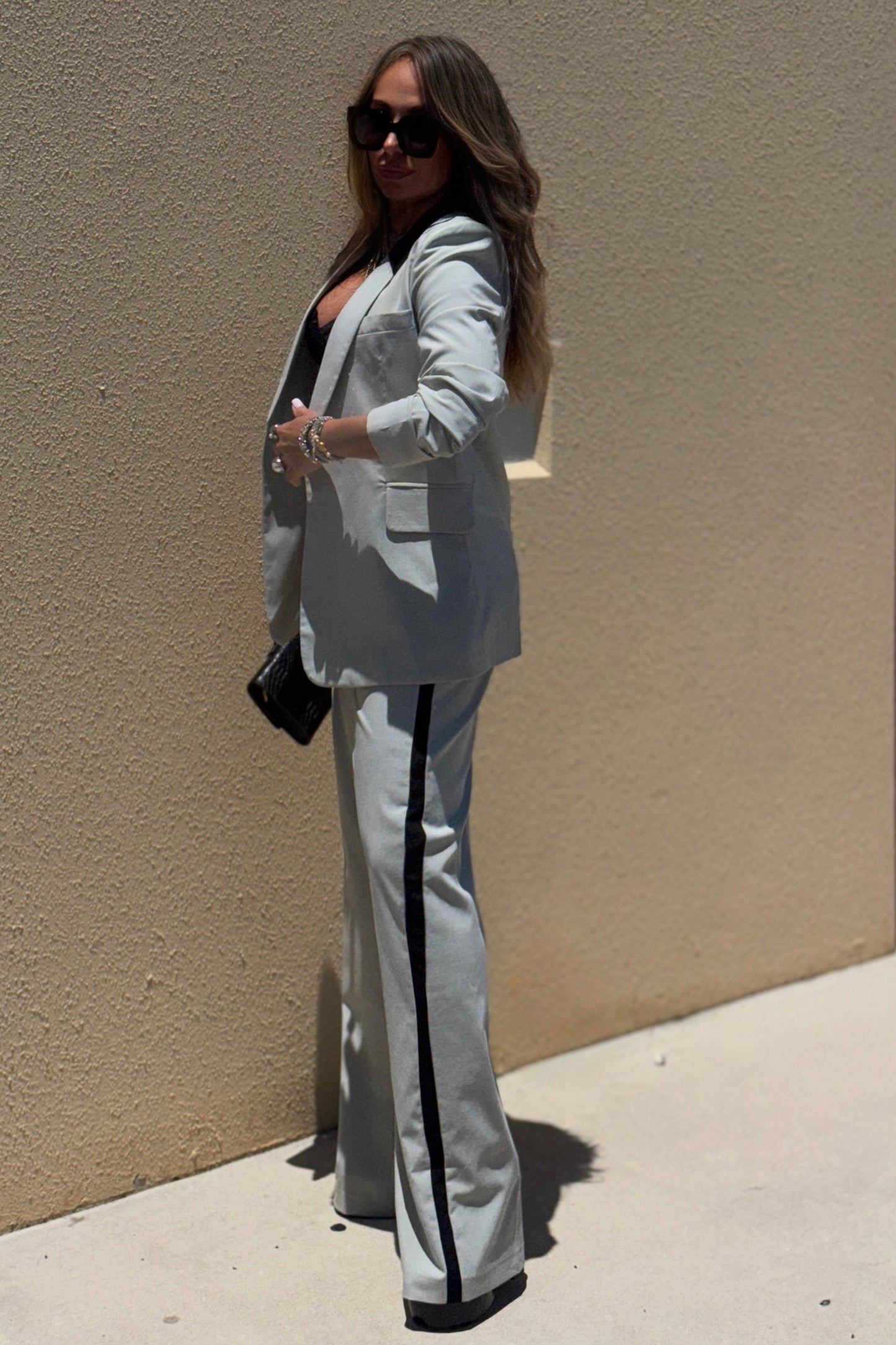 STATEMENT TWO PIECES SET