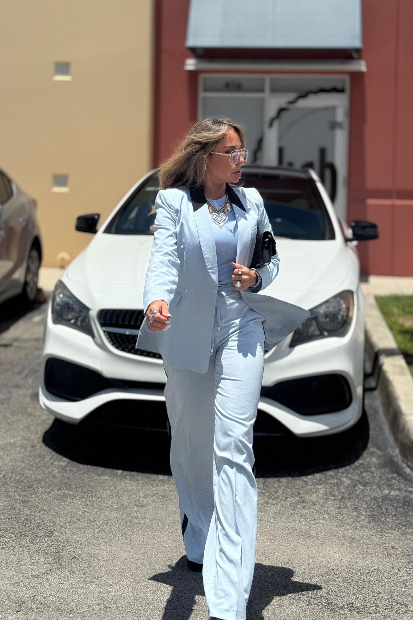 STATEMENT TWO PIECES SET