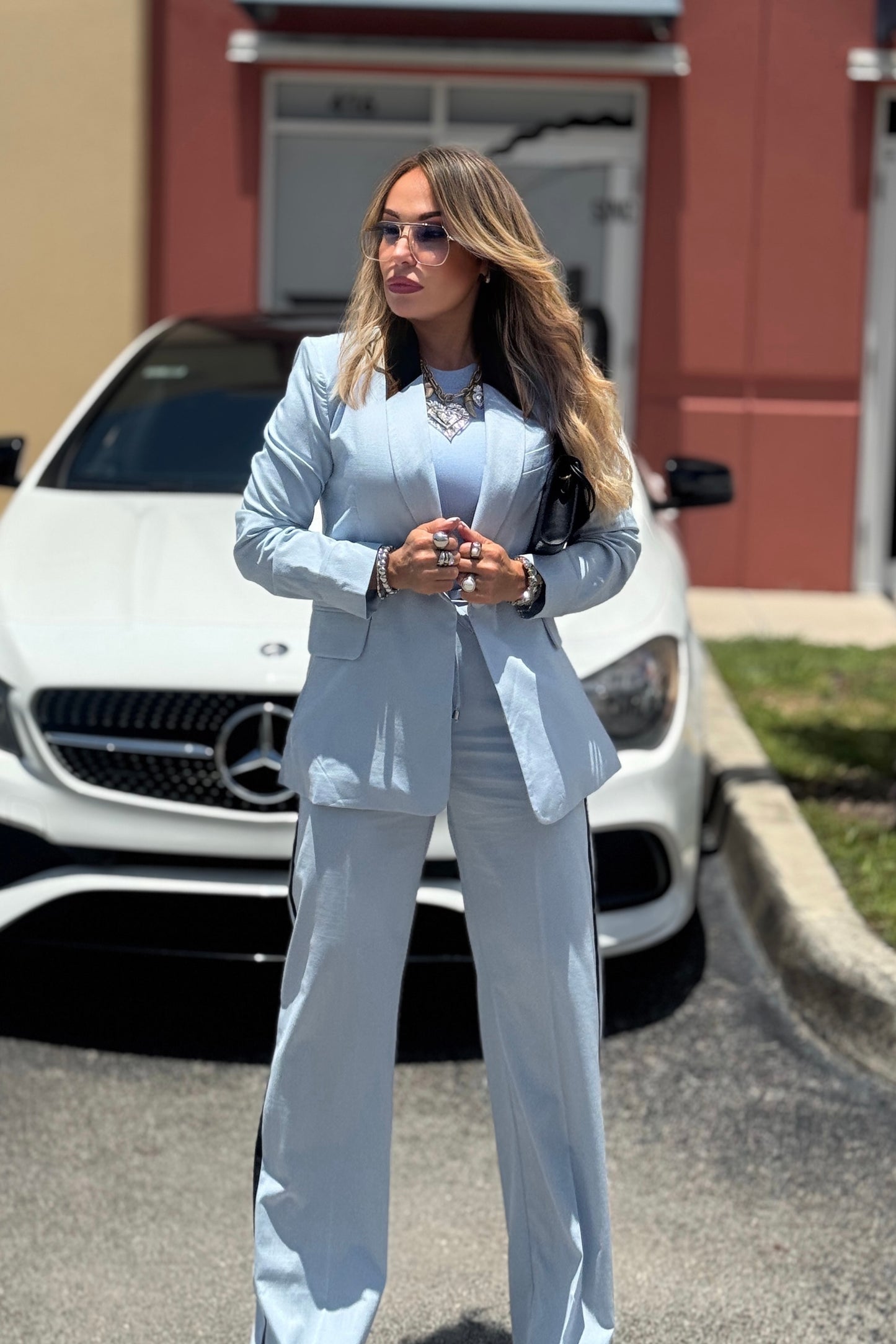 STATEMENT TWO PIECES SET