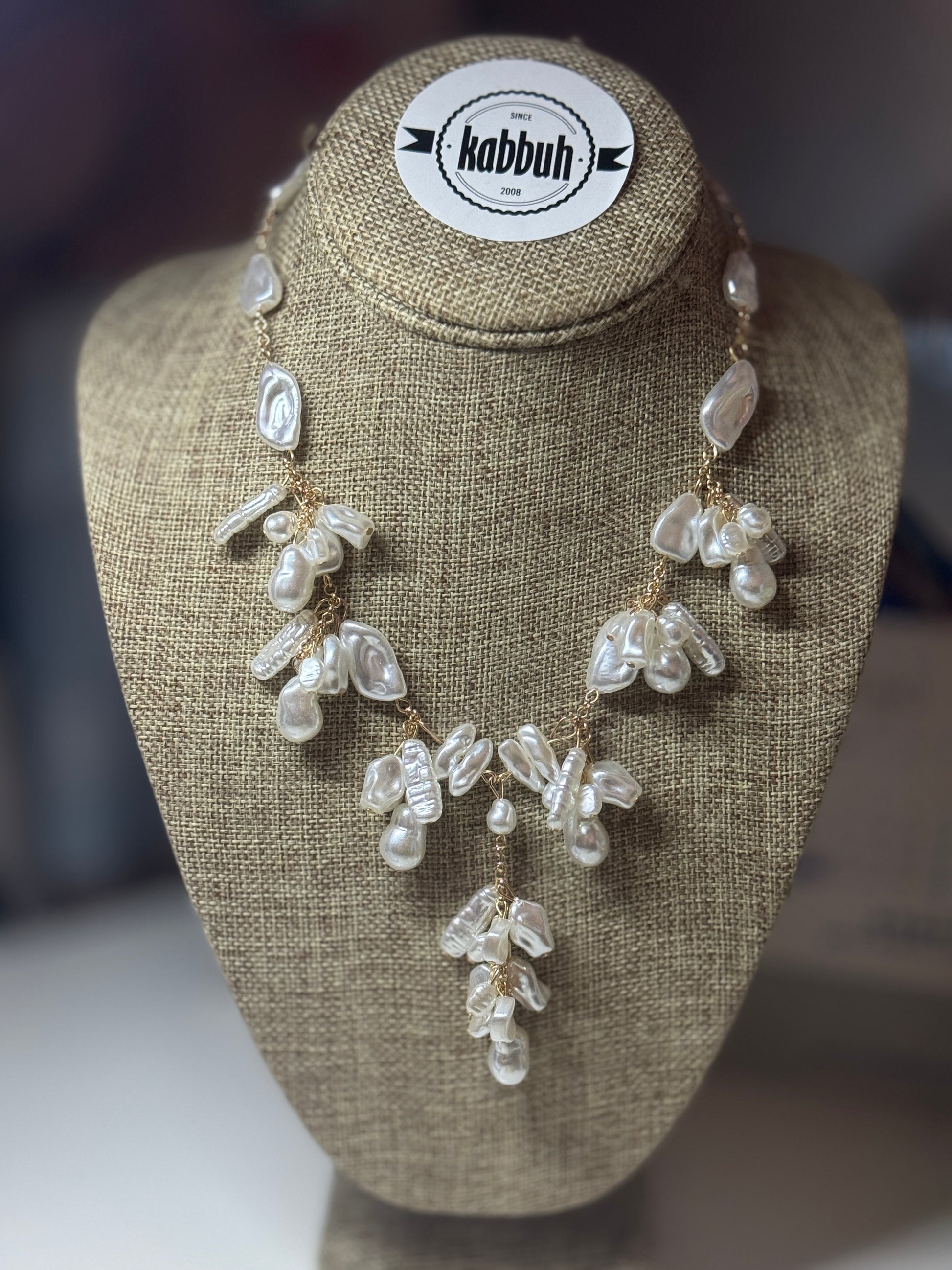 A LOT PEARLS NECKLACE