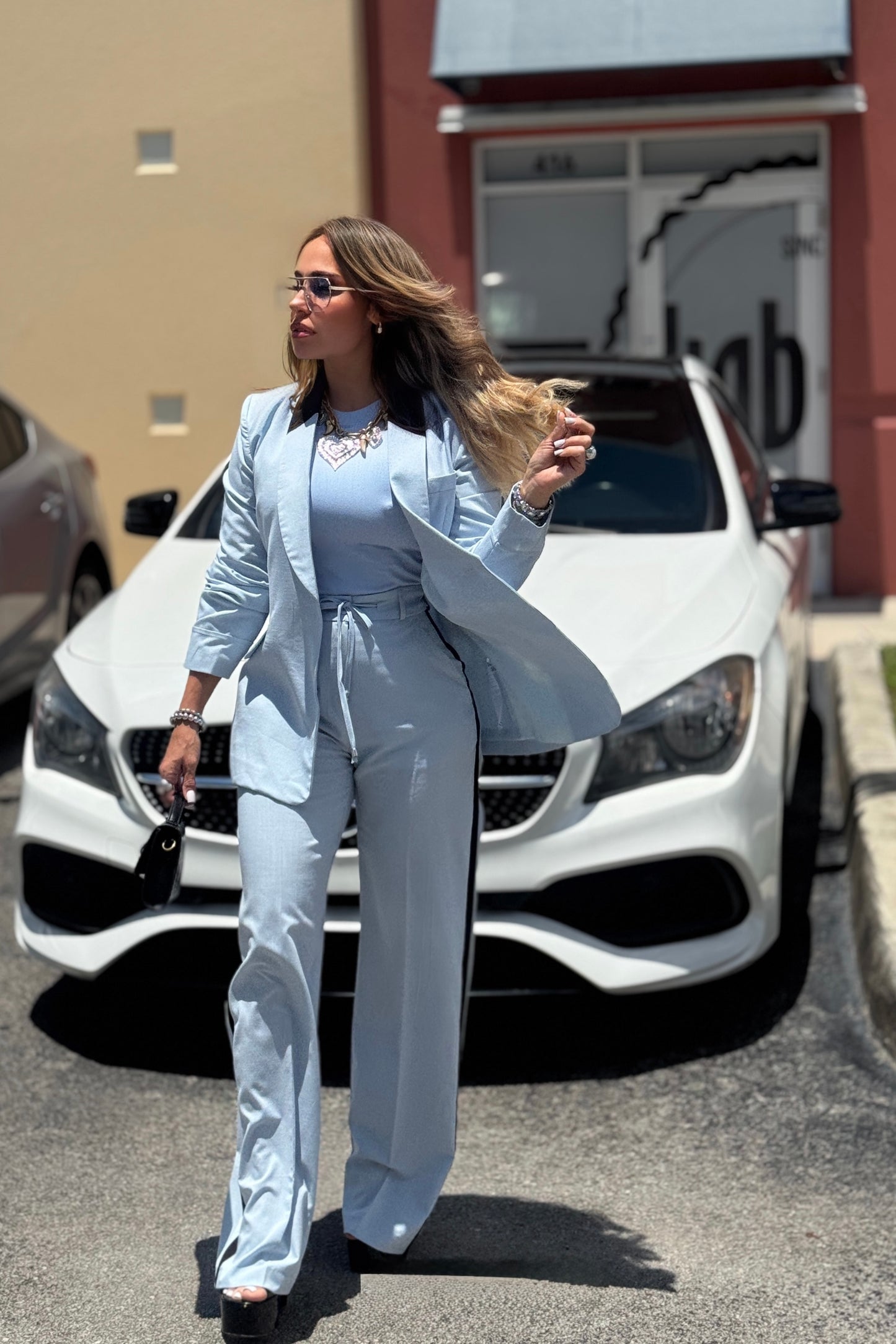 STATEMENT TWO PIECES SET