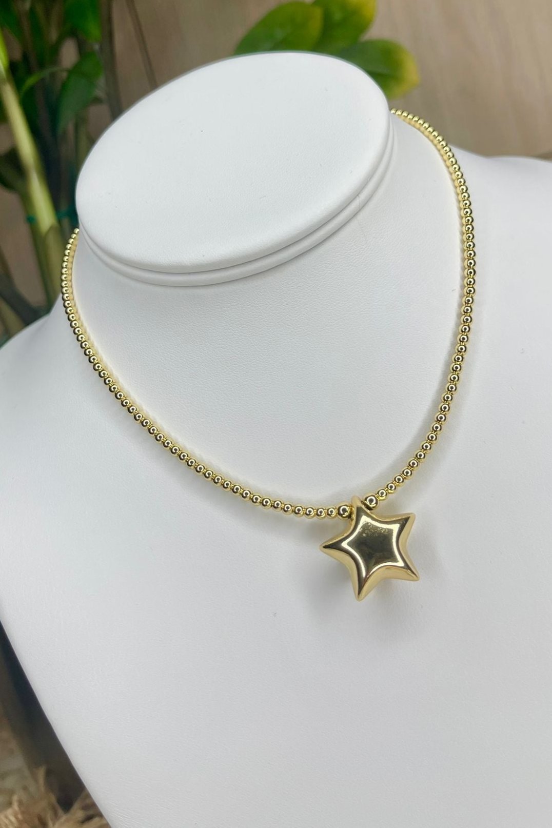 STAR NECKLACE