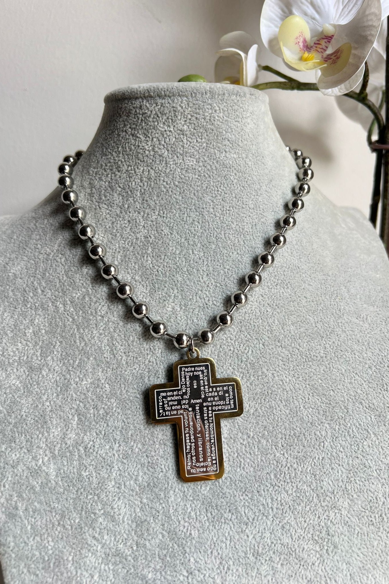 CRUZ NECKLACE