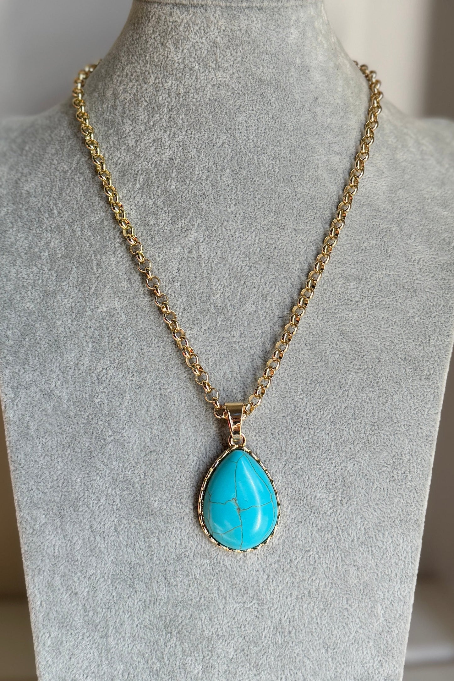 NECKLACE GOTA AZUL