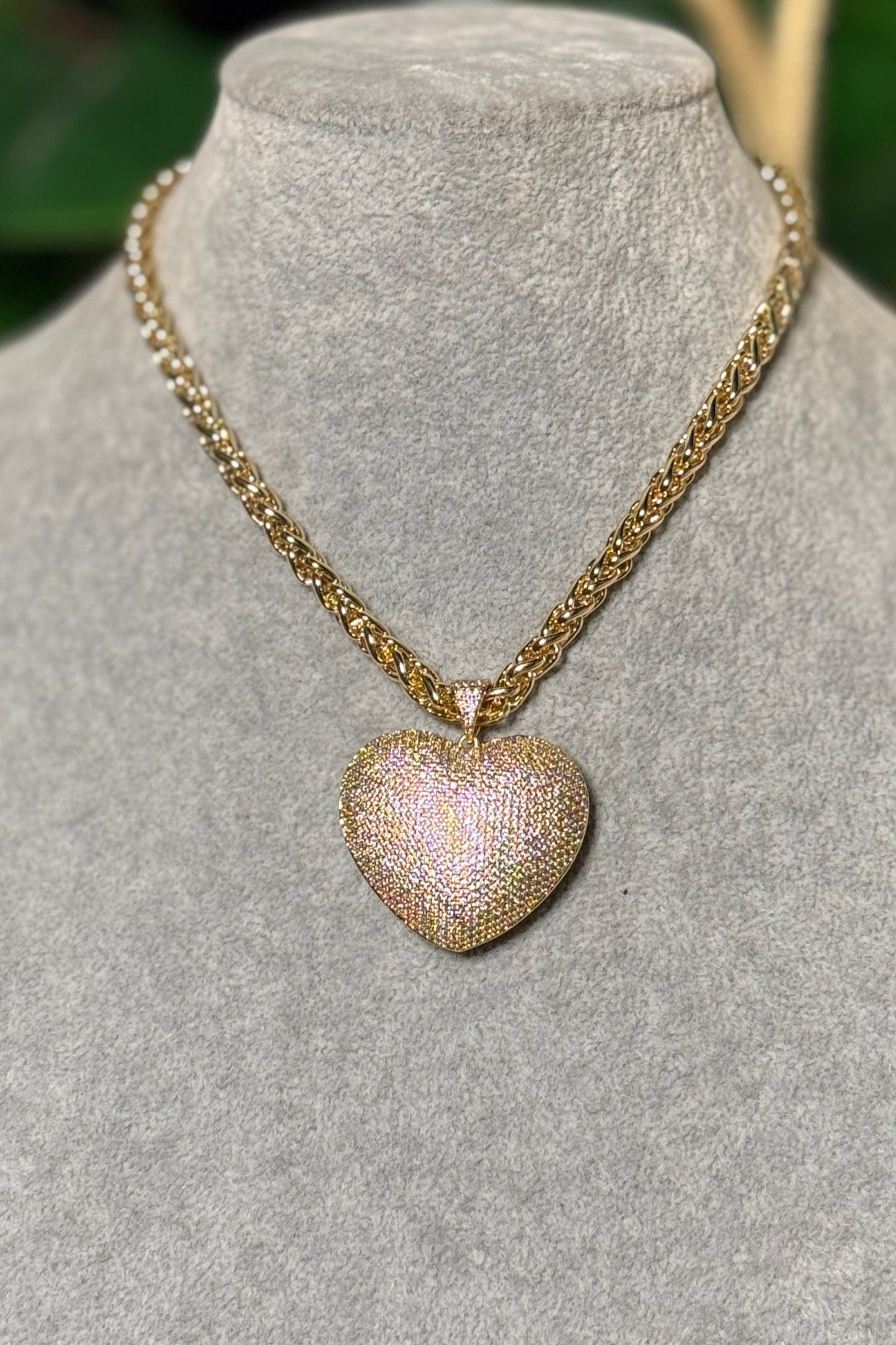 SHINNY HEART 3D NECKLACE