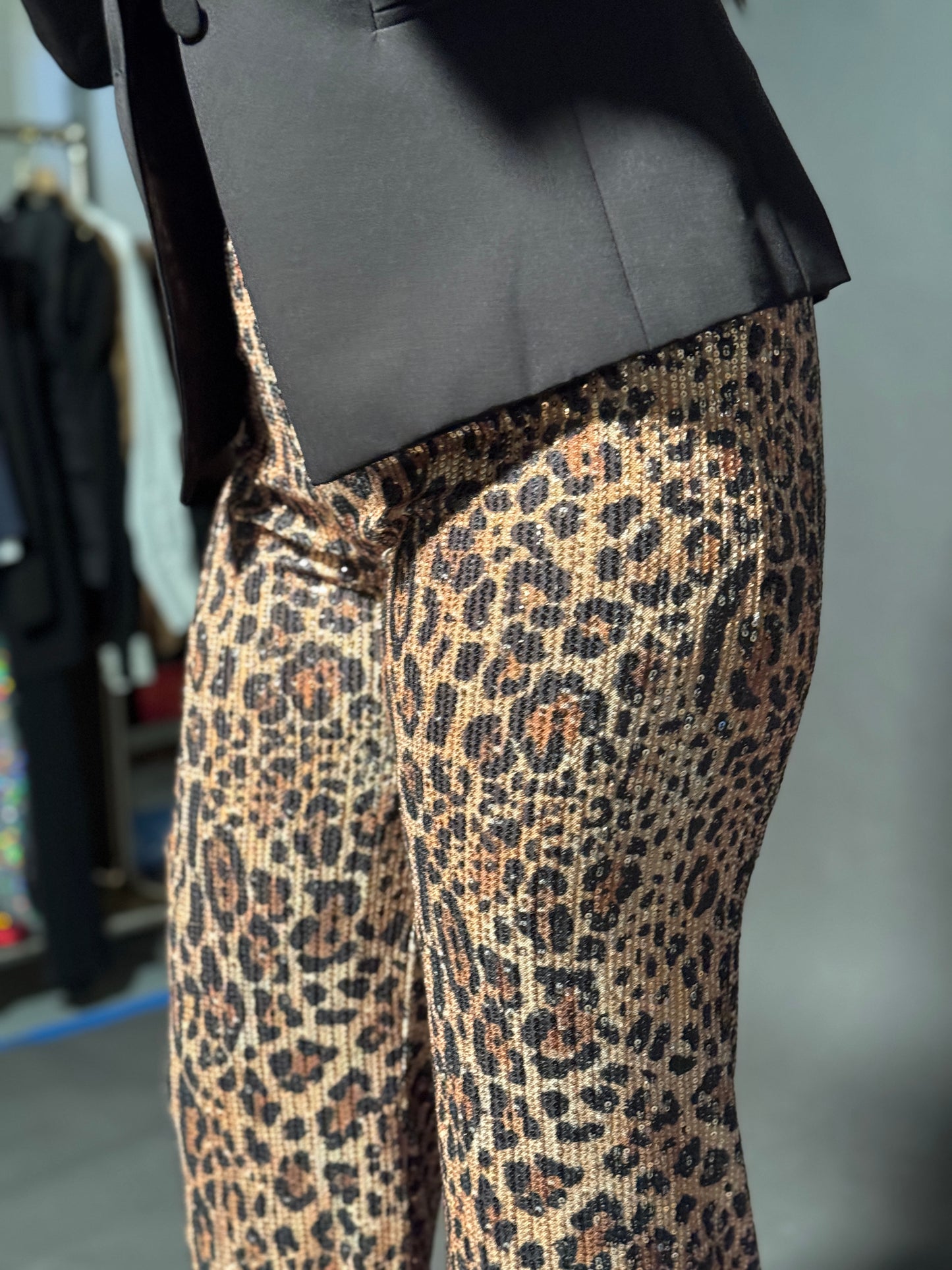 SHINNY ANIMAL PRINT PANT