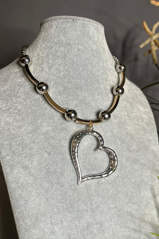 SILVER HEART NECKLACE