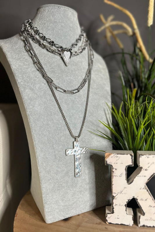 SILVER CRUZ NECKLACE