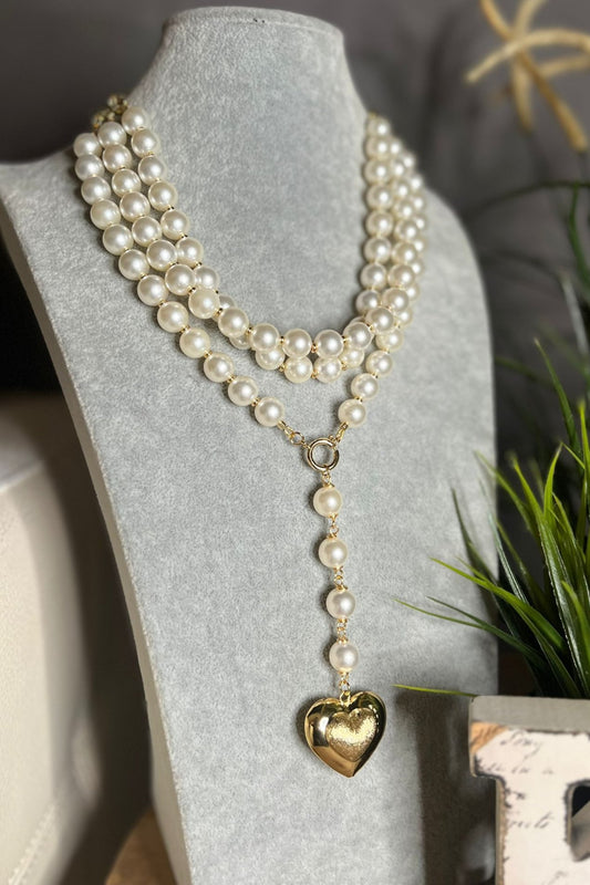 SHORT PEARLS NECKLACE